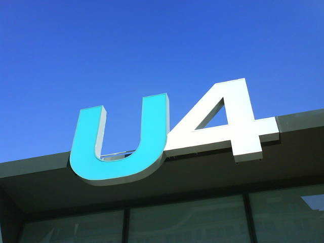 Un+1