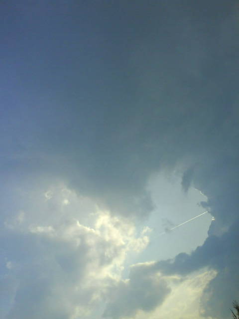Himmel mit Kratzer.