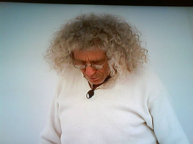 An Rainer L. ist nur noch die Farbe cool.
